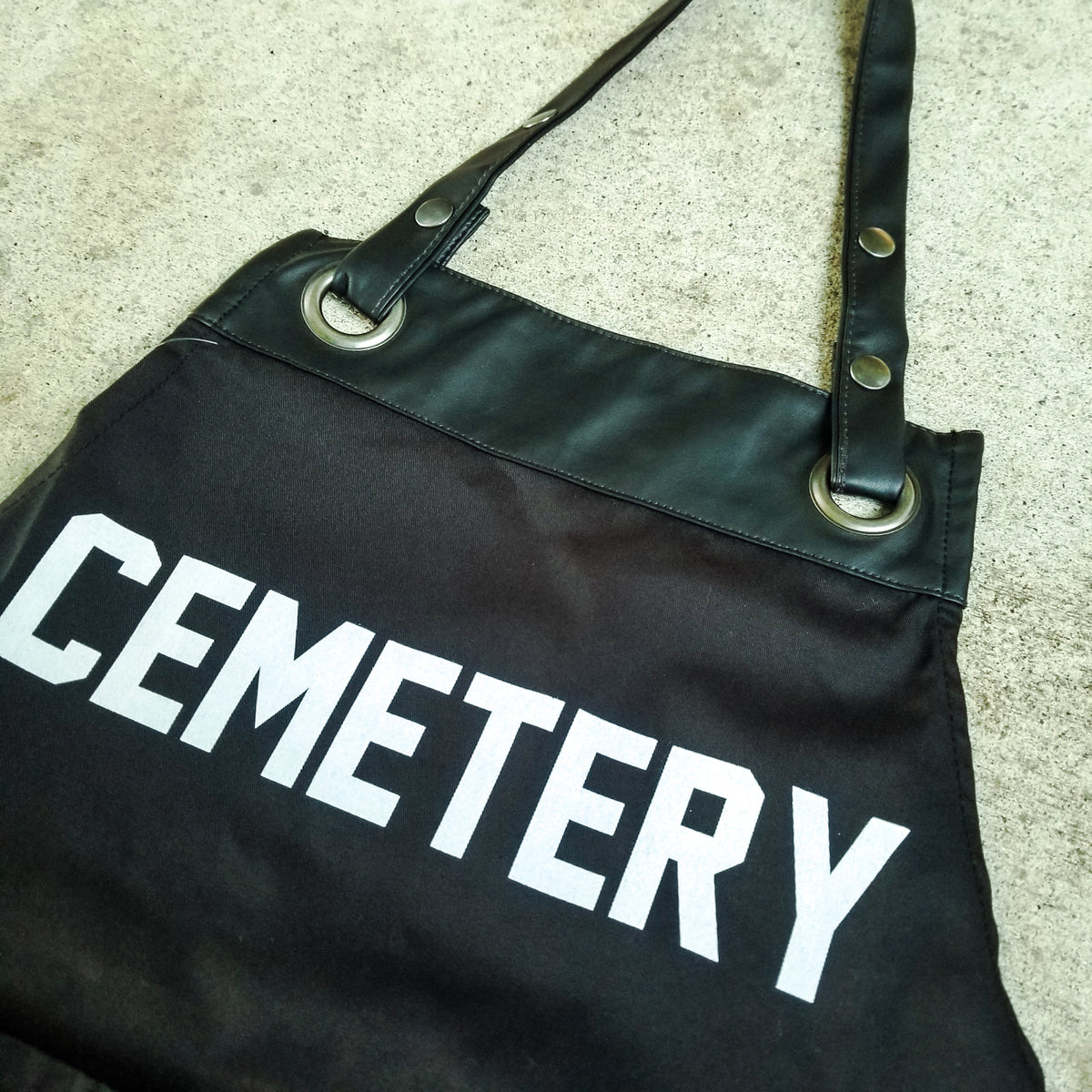 GROUNDSKEEPER embalmer apron Discount Cemetery