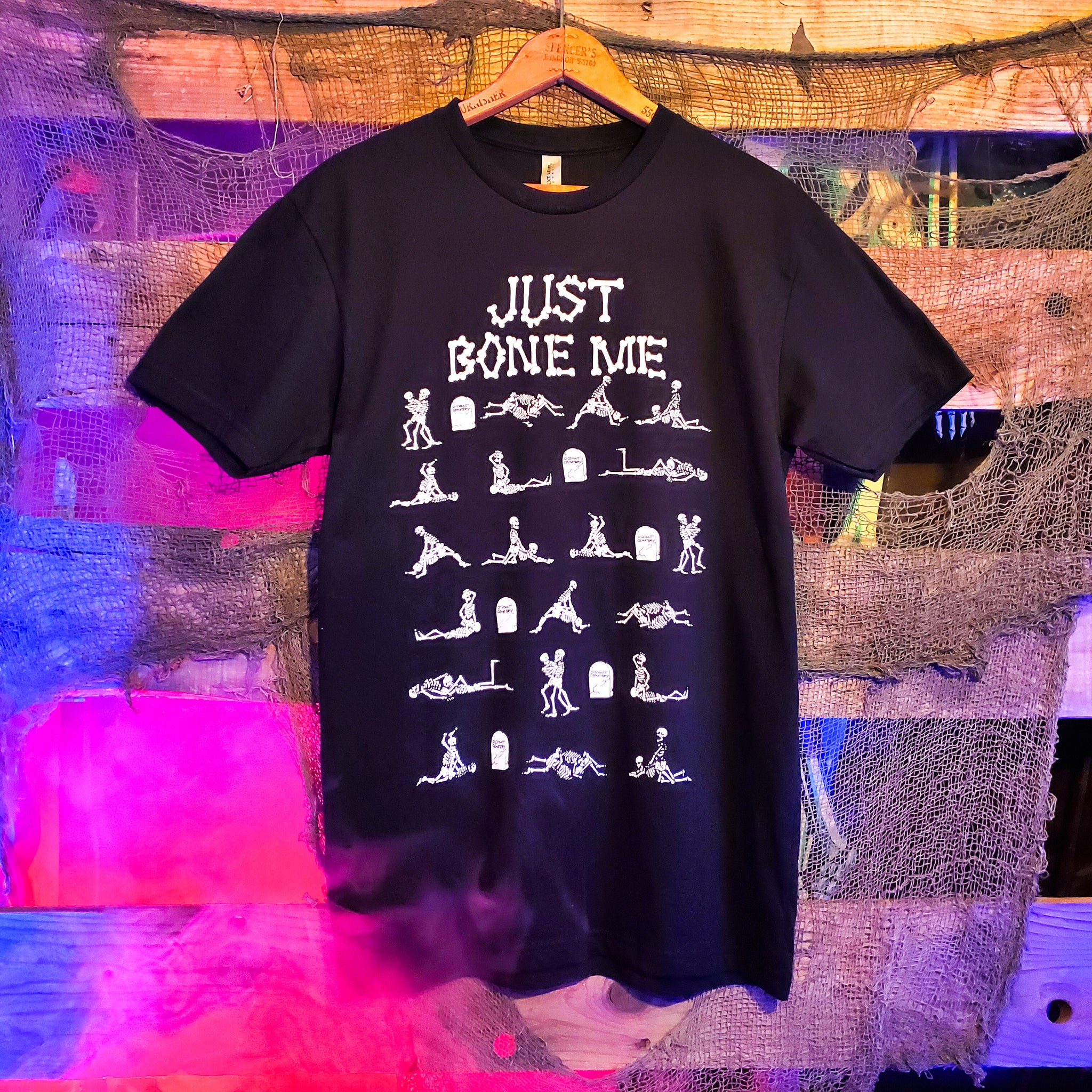 Bone Mew BONE ME tee | Discount Cemetery