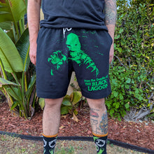 Laden Sie das Bild in den Galerie-Viewer, GROUNDSKEEPER REPEATER Shorts camo (XS, XL links)