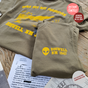 ROSWELL '47 tee - Discount Cemetery